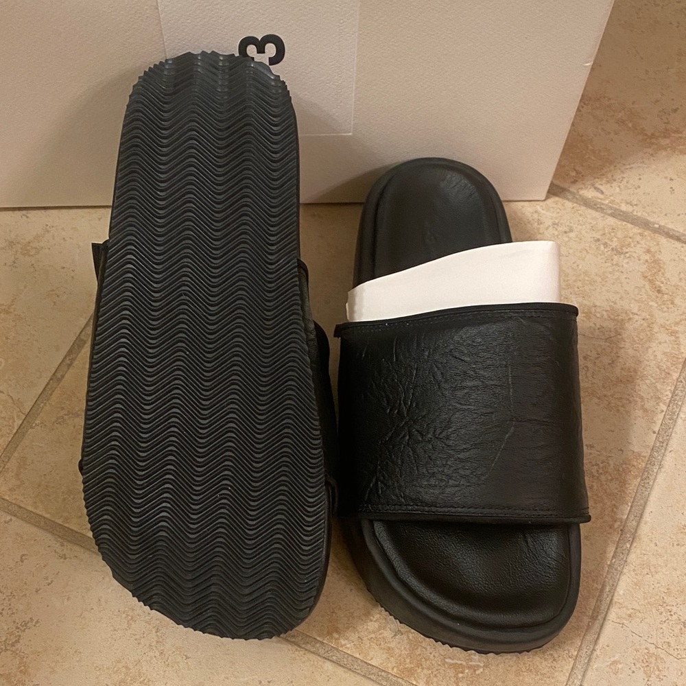 Y-3 Black Slide Sandals - Picture 5 of 8